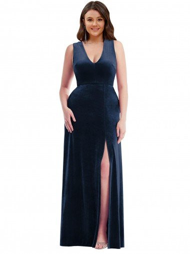 Deep V-Neck Sleeveless Velvet Maxi Prom Dress with Pockets Canada